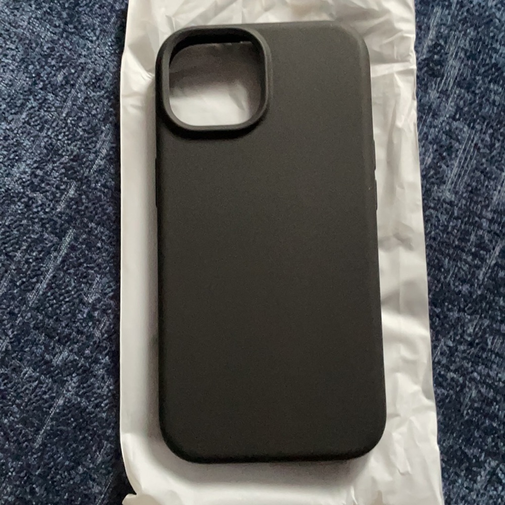 Buydot iPhone 15 case